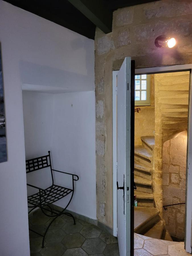 Uzes, Au Coeur Du Centre Medieval Le Logis Du Consul Un Bien D'Exception Du Xvieme Siecle Exteriér fotografie