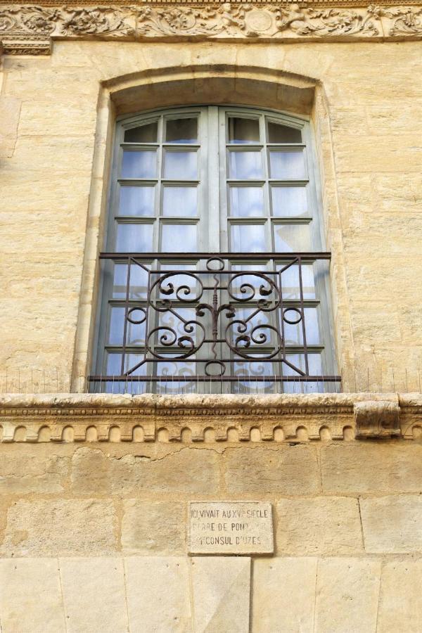 Uzes, Au Coeur Du Centre Medieval Le Logis Du Consul Un Bien D'Exception Du Xvieme Siecle Exteriér fotografie