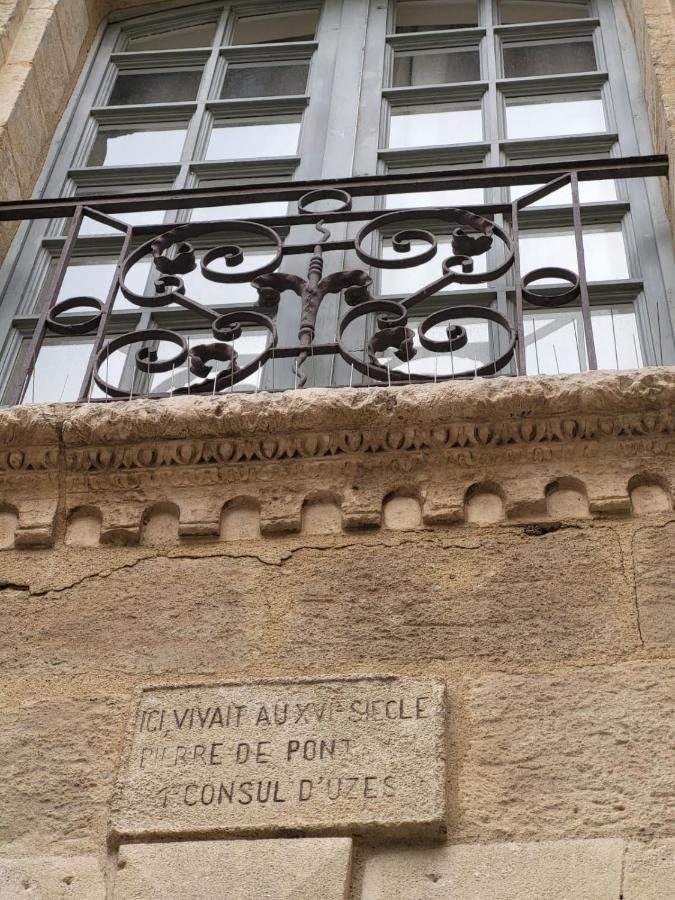 Uzes, Au Coeur Du Centre Medieval Le Logis Du Consul Un Bien D'Exception Du Xvieme Siecle Exteriér fotografie